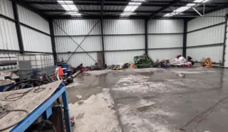  LOCAL D'ACTIVITÉS 176 m² RIEC SUR BELON