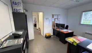  LOCAL D'ACTIVITÉS 176 m² RIEC SUR BELON