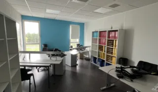  BUREAUX 700 M² BOUGUENAIS