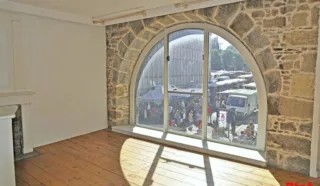  LOCAL COMMERCIAL 102 m²