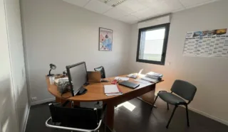  LOCAL D'ACTIVITES SAINT-MALO 346 m²