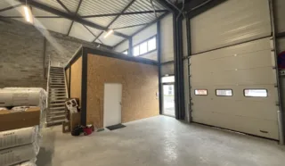  CELLULE D'ACTIVITÉS 173 m² TREILLIÈRES