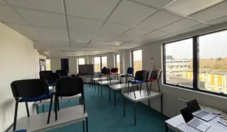  BUREAUX 204 m² CESSON-SEVIGNE