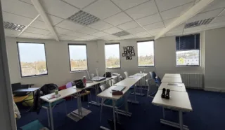  BUREAUX 204 m² CESSON-SEVIGNE