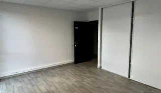 BUREAUX 19 m² GUIPAVAS