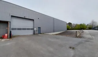  LOCAL D'ACTIVITÉS PLESCOP 1 800 m²