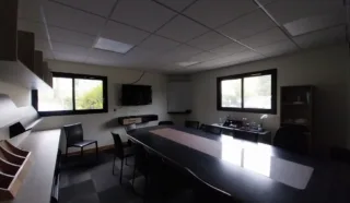  LOCAL D'ACTIVITÉS PLESCOP 1 800 m²