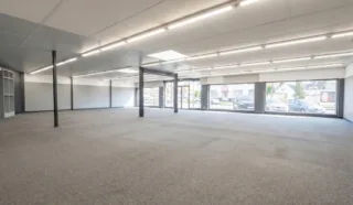  LOCAL COMMERCIAL 306 m² LORIENT