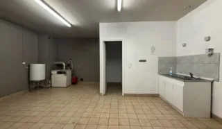  LOCAUX D'ACTIVITÉS 322 M² NANTES