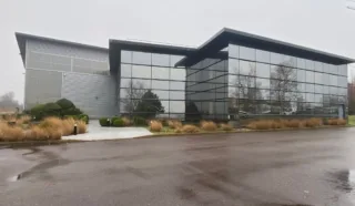  BUREAUX 830 m² QUIMPER