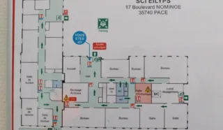  BUREAUX 447 m² PACE