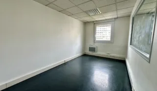  BUREAUX 147 m² RENNES
