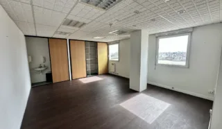  BUREAUX 149 m² RENNES