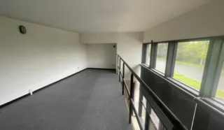  BUREAUX 99 M² LANGUEUX