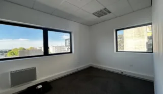  BUREAUX 151 M² NANTES