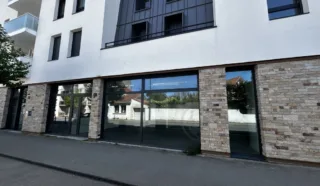  LOCAL COMMERCIAL 99 m² SAINT-SÉBASTIEN-SUR-LOIRE