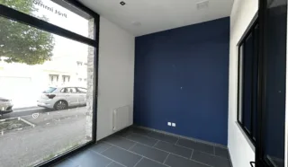  LOCAL COMMERCIAL 99 m² SAINT-SÉBASTIEN-SUR-LOIRE
