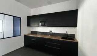  LOCAL COMMERCIAL 99 m² SAINT-SÉBASTIEN-SUR-LOIRE