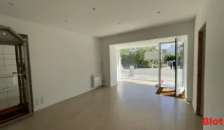  BUREAUX LOCAUX COMMERCIAUX 50 M² LA BAULE ESCOUBLAC
