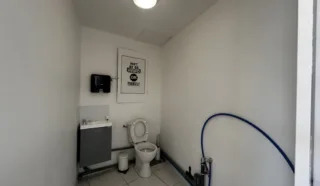  LOCAUX COMMERCIAUX 59 M² SAINT HERBLAIN