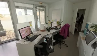  BUREAUX 150 m² GUILERS