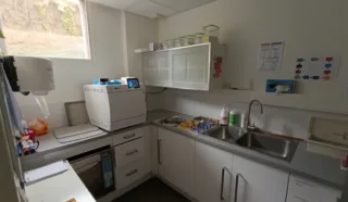  BUREAUX 150 m² GUILERS