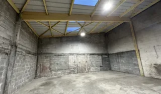  LOCAL D'ACTIVITES 274 m² LORIENT