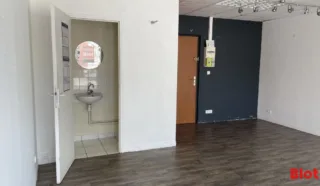  LOCAUX COMMERCIAUX 36 M² LA BAULE ESCOUBLAC