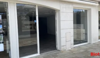  LOCAUX COMMERCIAUX 36 M² LA BAULE ESCOUBLAC