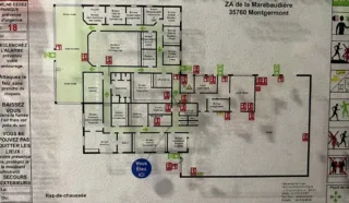  LOCAL D'ACTIVITES MONTGERMONT 610 m²