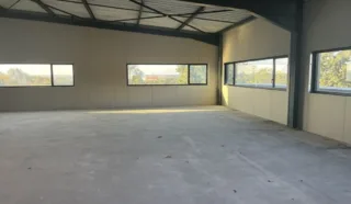  BUREAUX  401 m² QUIMPER