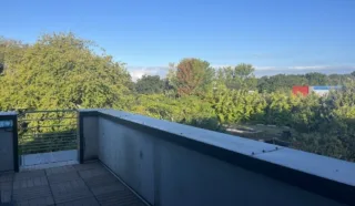  BUREAUX  181 m² QUIMPER
