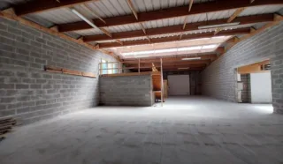  LOCAUX D'ACTIVITÉS 300 M² PONTCHATEAU