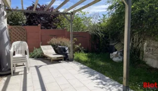  BUREAUX LOCAUX COMMERCIAUX 211 M² SAINT NAZAIRE