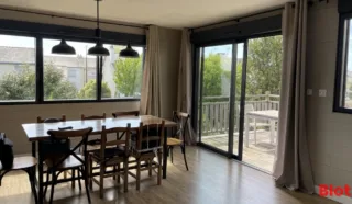  BUREAUX LOCAUX COMMERCIAUX 211 M² SAINT NAZAIRE