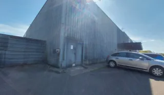  LOCAUX D'ACTIVITES 450 m² QUIMPER