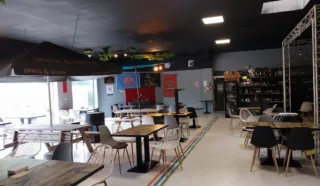  LOCAL COMMERCIAL 386 m² QUIMPER