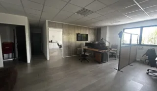  BUREAUX 232 M² TREILLIERES