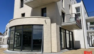  LOCAUX COMMERCIAUX 340 M² SAINT NAZAIRE