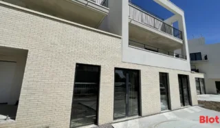  LOCAUX COMMERCIAUX 111 M² SAINT NAZAIRE