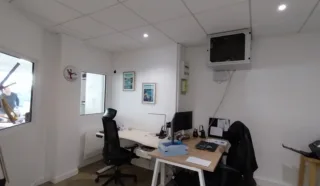  LOCAL PROFESSIONNEL 60 m² BREST