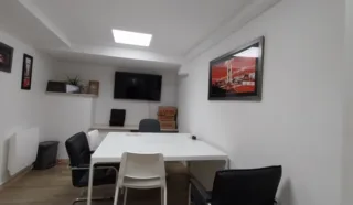  LOCAL PROFESSIONNEL 60 m² BREST