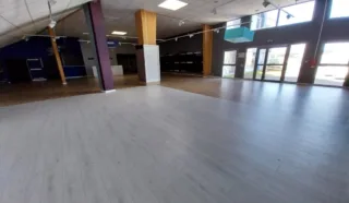  LOCAL COMMERCIAL AVEC VITRINE SAINT-MALO 484 m²