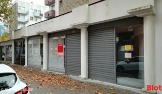  LOCAL PROFESSIONNEL 145 m² LORIENT
