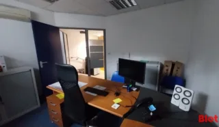  LOCAUX COMMERCIAUX 94 M² NANTES