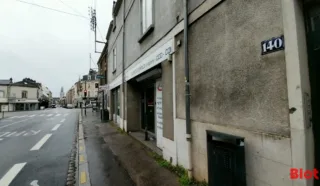  LOCAUX COMMERCIAUX 94 M² NANTES