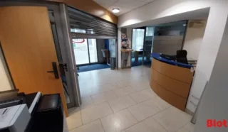  LOCAUX COMMERCIAUX 94 M² NANTES