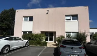  BUREAUX 400 m² COUËRON