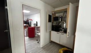  BUREAUX 400 m² COUËRON