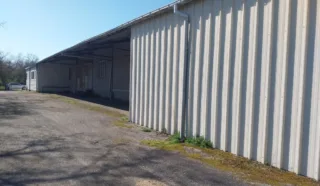  LOCAUX D'ACTIVITES 1 600 m² PLOEVEN